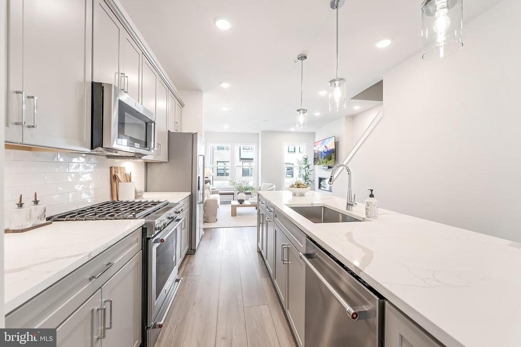 12742 Verdant Way - Photo 17