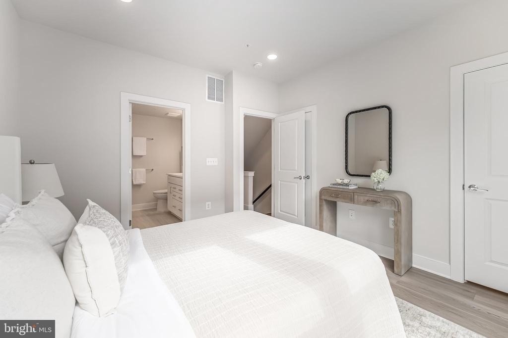12742 Verdant Way - Photo 33