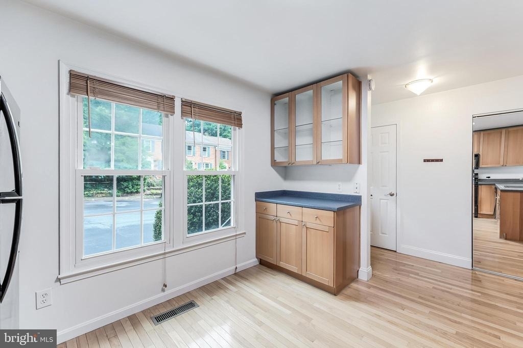 2331 Harleyford Court - Photo 5