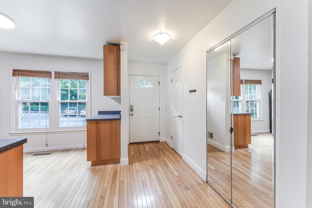 2331 Harleyford Court - Photo 4