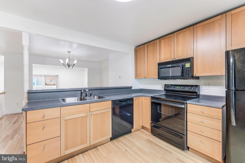 2331 Harleyford Court - Photo 7