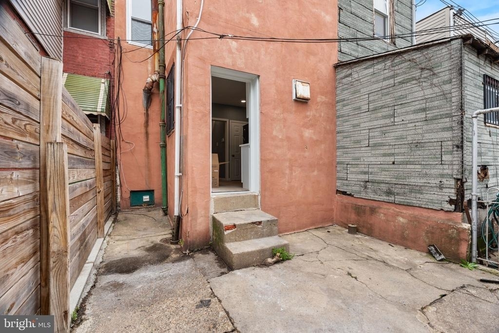 2224 E Clearfield Street - Photo 28