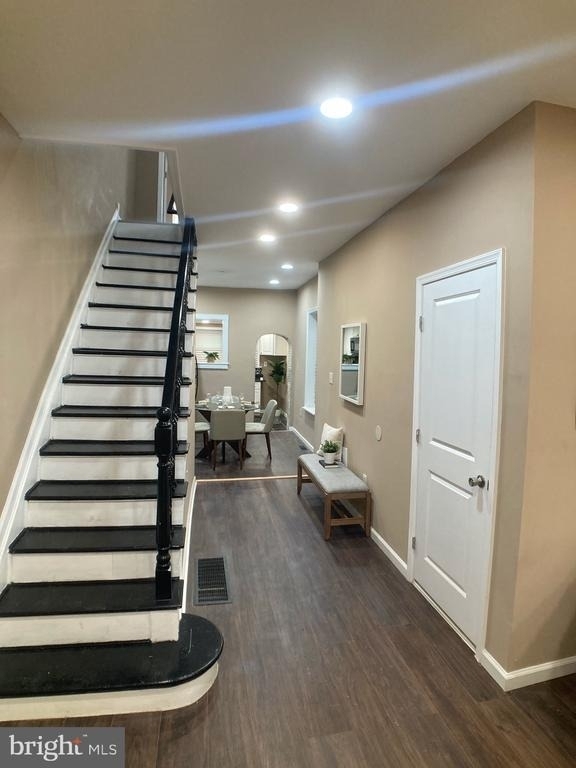 2060 E Orleans Street - Photo 11