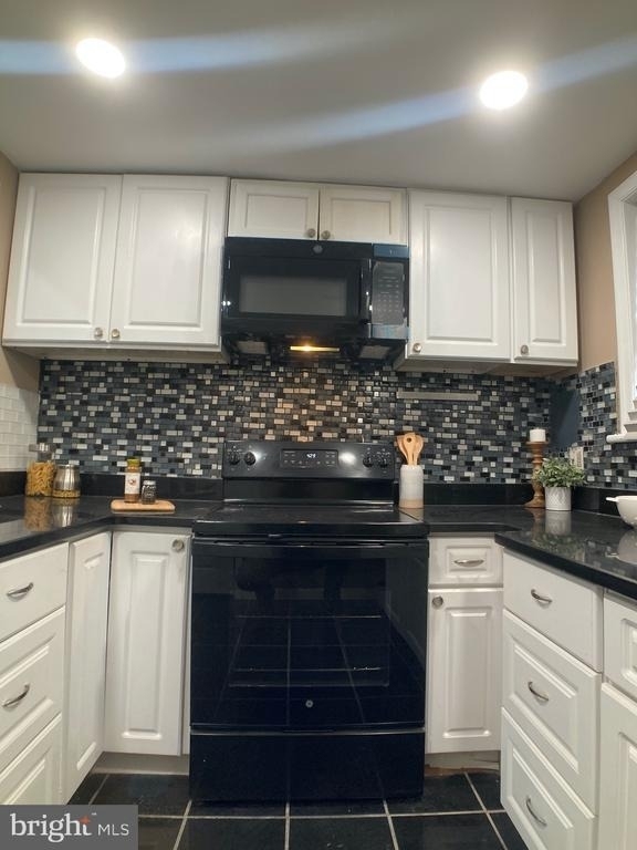 2060 E Orleans Street - Photo 14