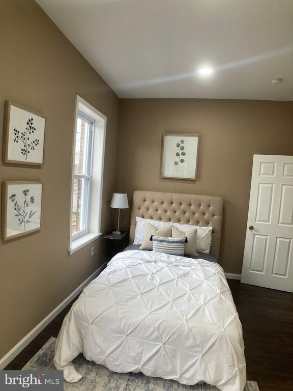 2060 E Orleans Street - Photo 31