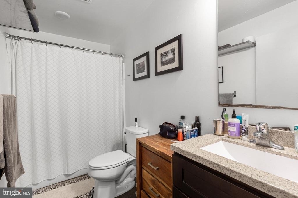 1737 N Howard Street - Photo 4