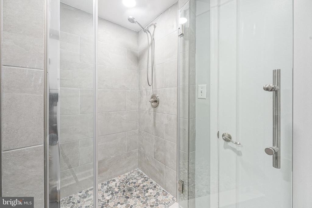 1920 Fitzgerald Street - Photo 13