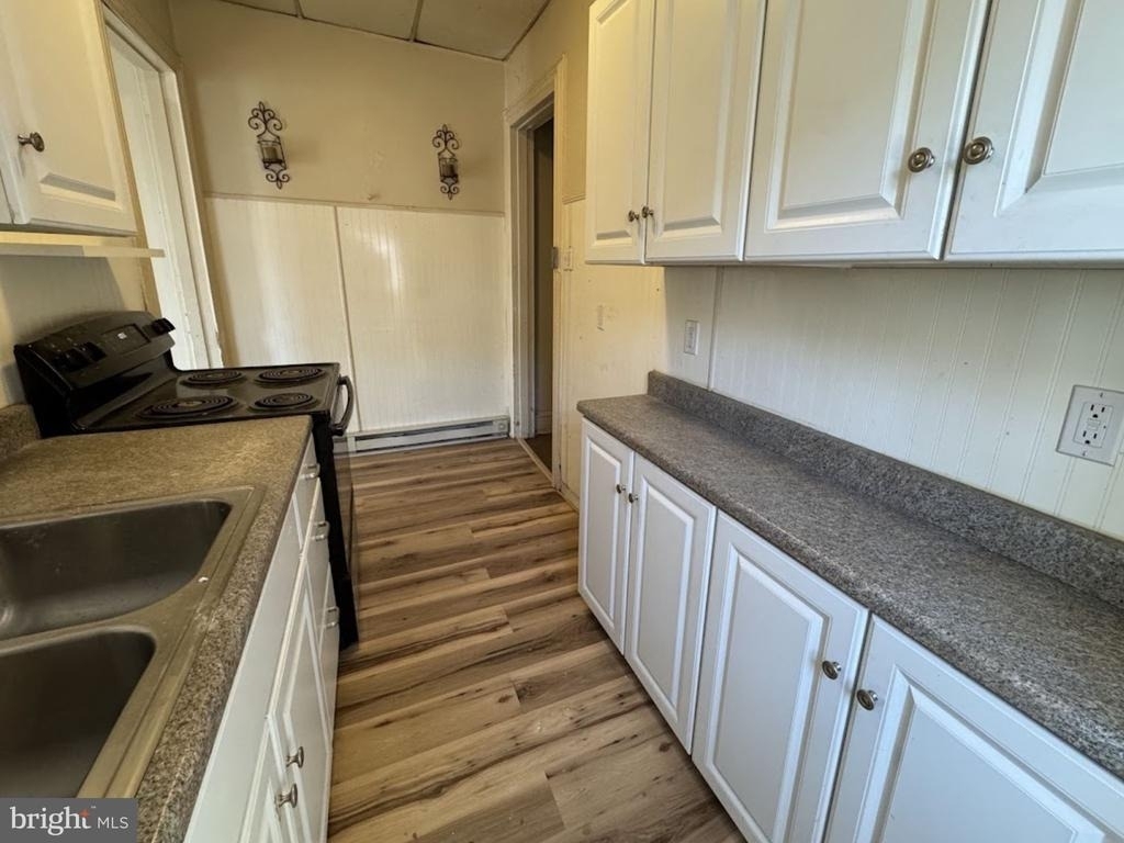 554 E High Street - Photo 2