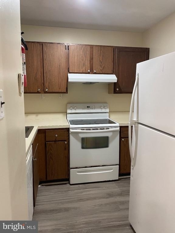 304 Christopher Place - Photo 10