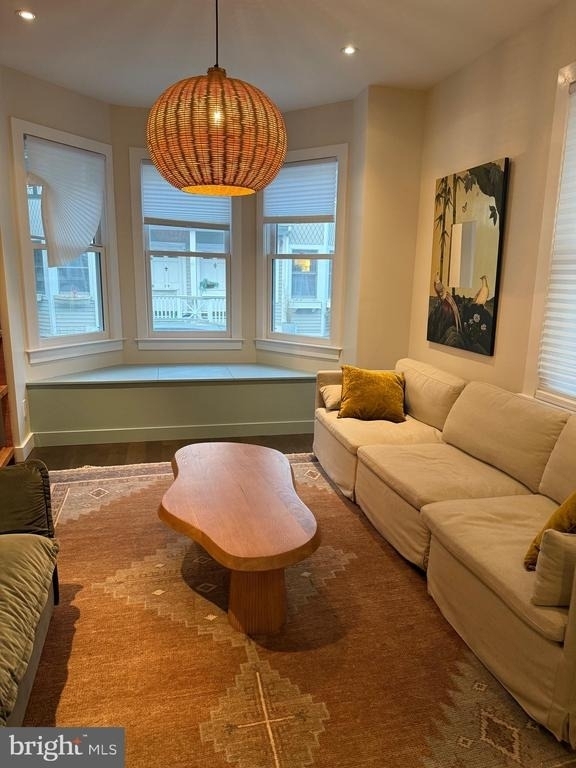 28 Bank Street - Photo 5