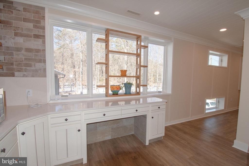 7918 Bloomfield - Photo 13