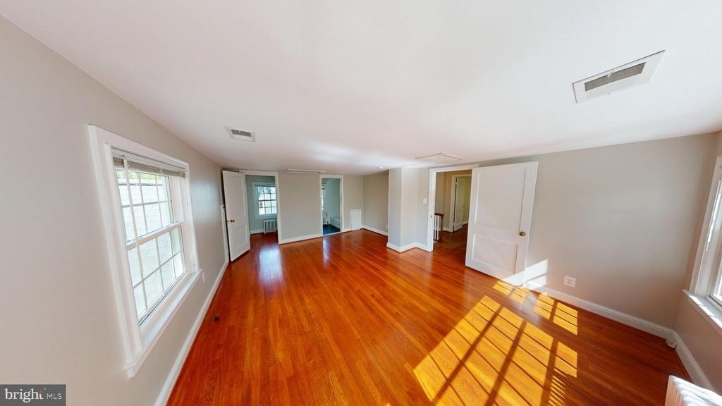 7309 River Road - Photo 13