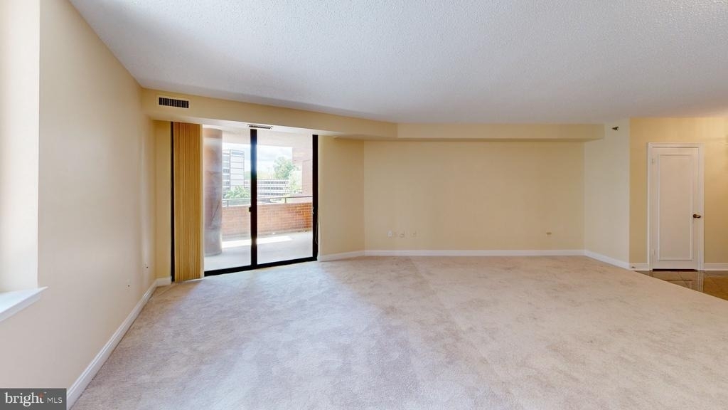 4550 N Park Avenue - Photo 8