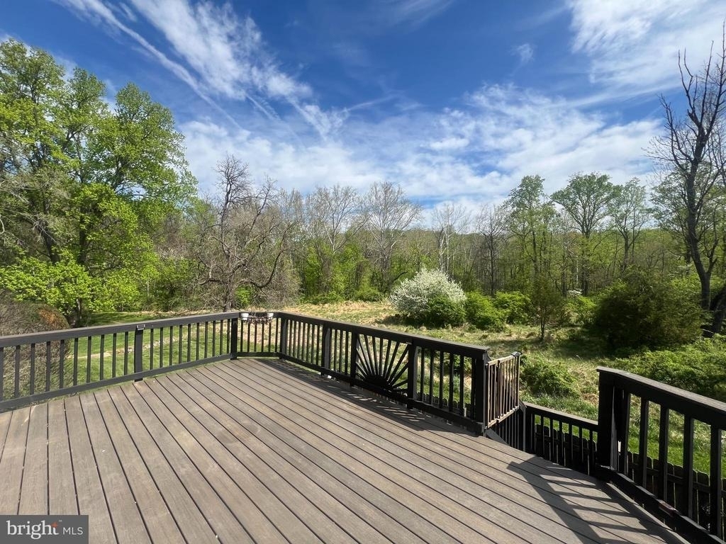 516 Meadow Hall Drive - Photo 38