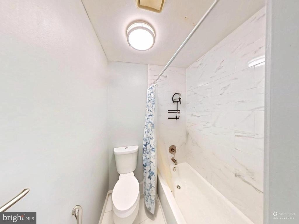18428 Point Seneca Place - Photo 34
