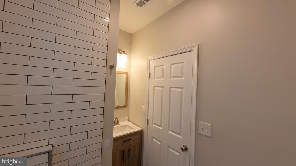 4646 York Road - Photo 8