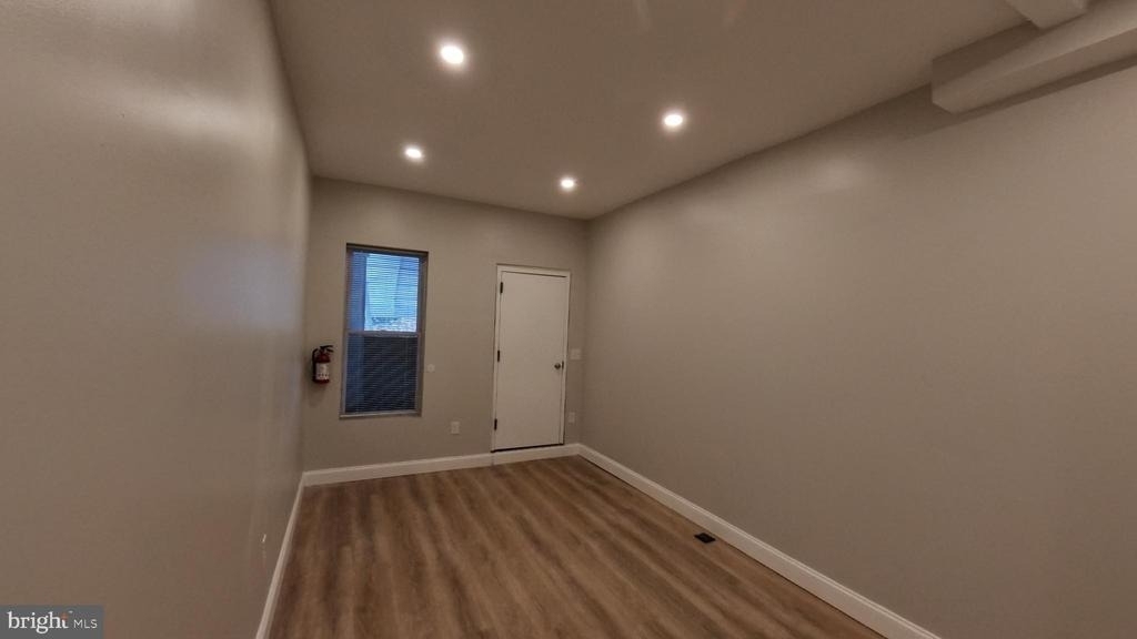 4646 York Road - Photo 2