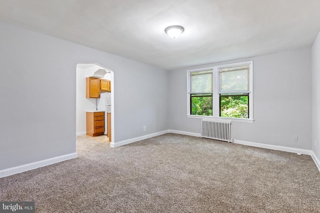 1525 28th Street Se - Photo 2