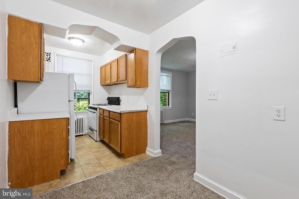 1525 28th Street Se - Photo 4