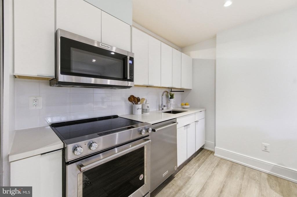 1465 Harvard Street Nw - Photo 6
