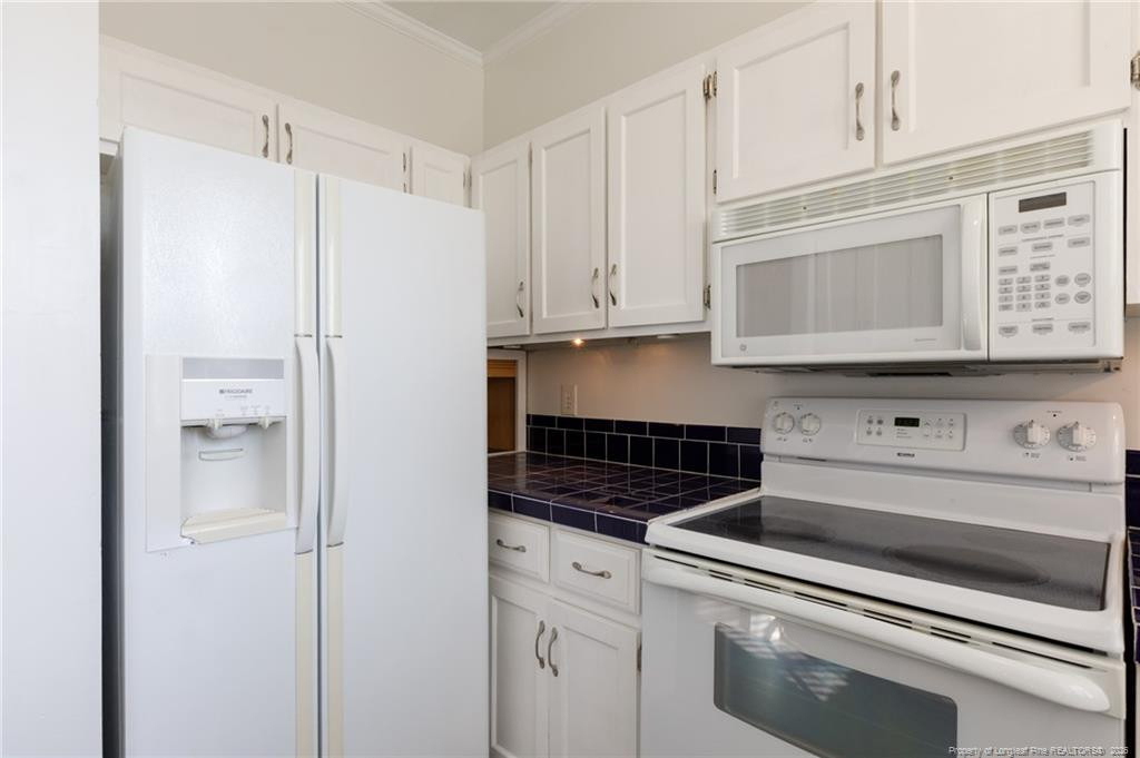 1228 Woodland Drive - Photo 5