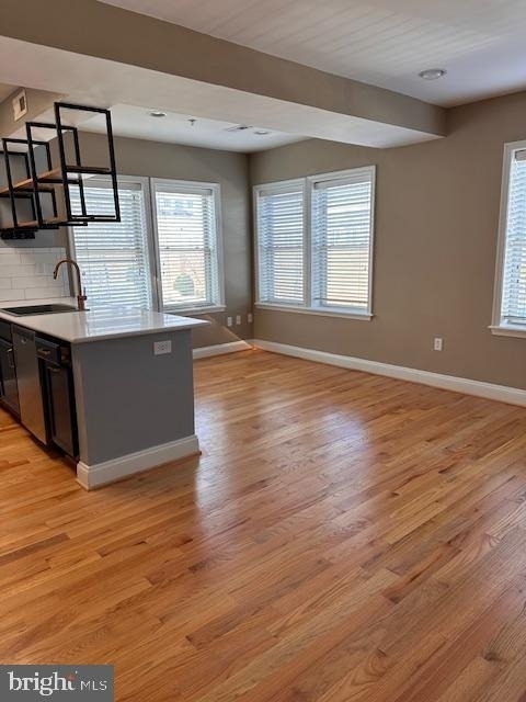 922 Madison Street Nw - Photo 2