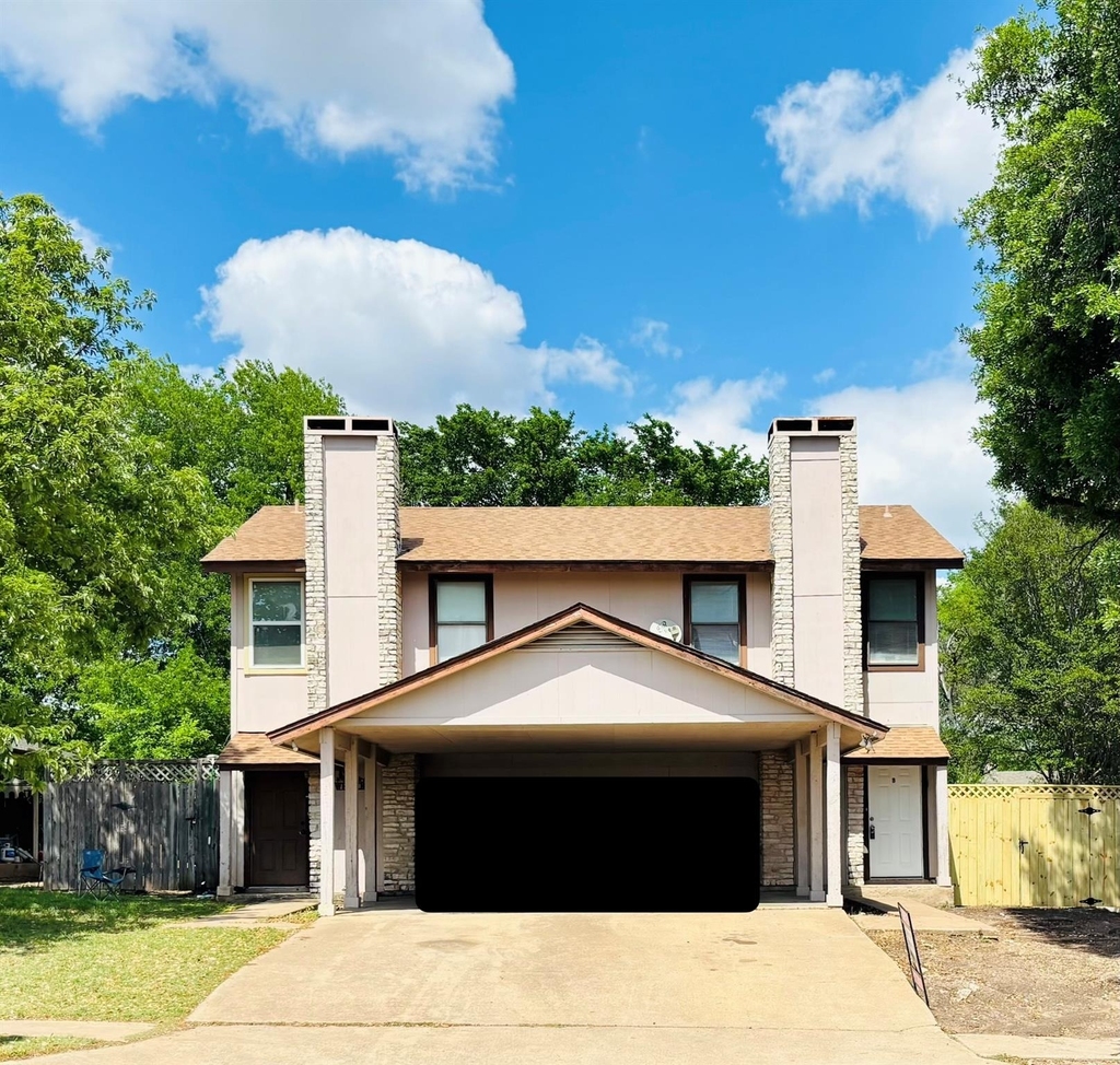 1206 Tartan Ln - Photo 1