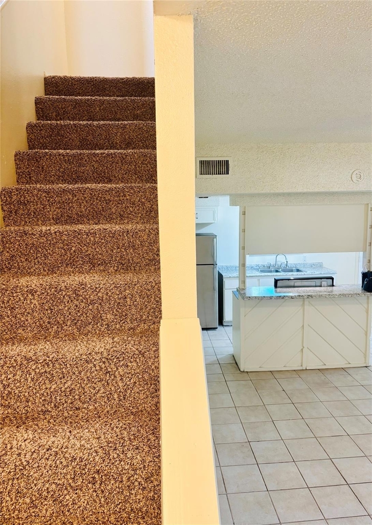 1206 Tartan Ln - Photo 16