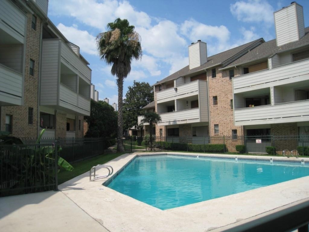 2500 Burleson Rd - Photo 0