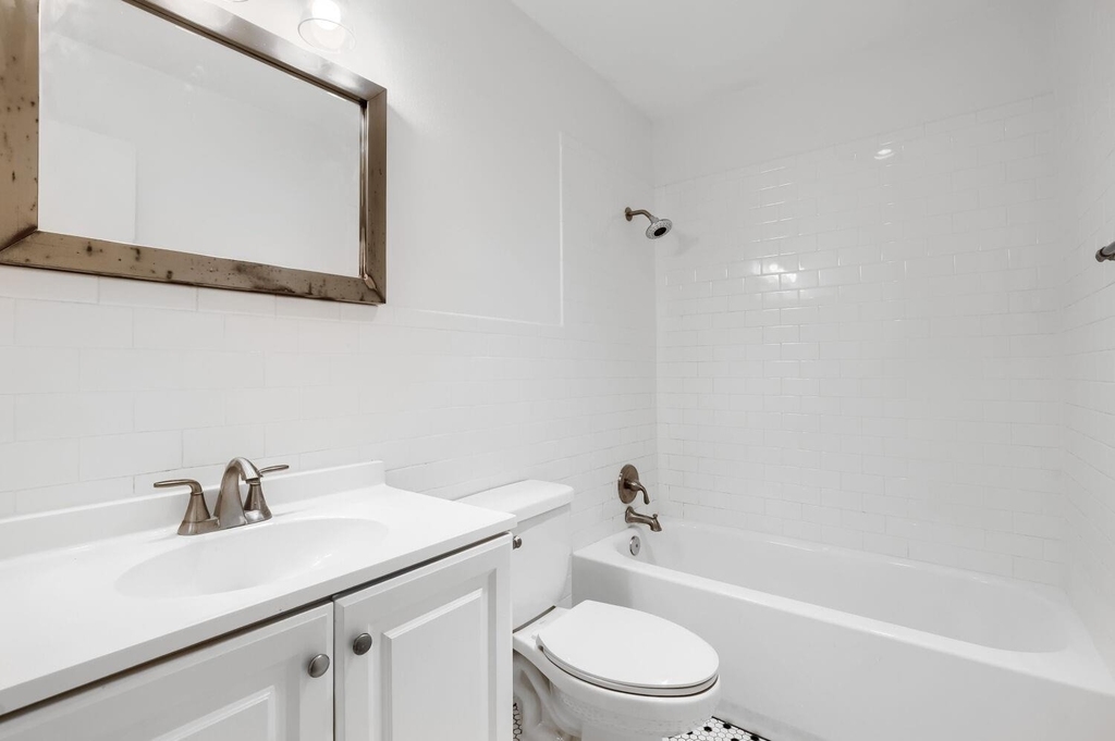 3119 Tom Green St - Photo 8