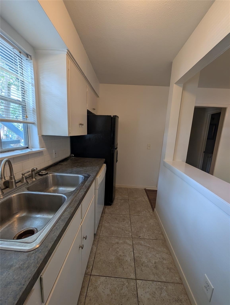 3119 Tom Green St - Photo 9