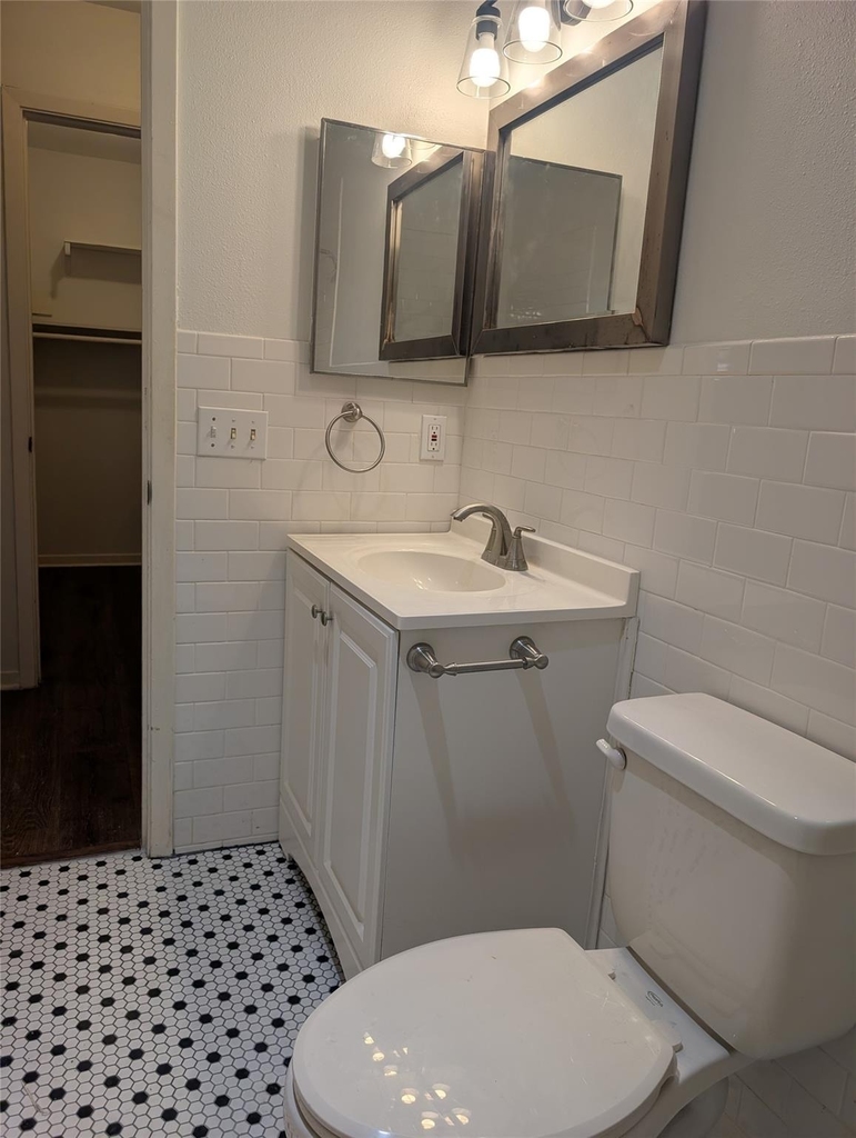 3119 Tom Green St - Photo 5