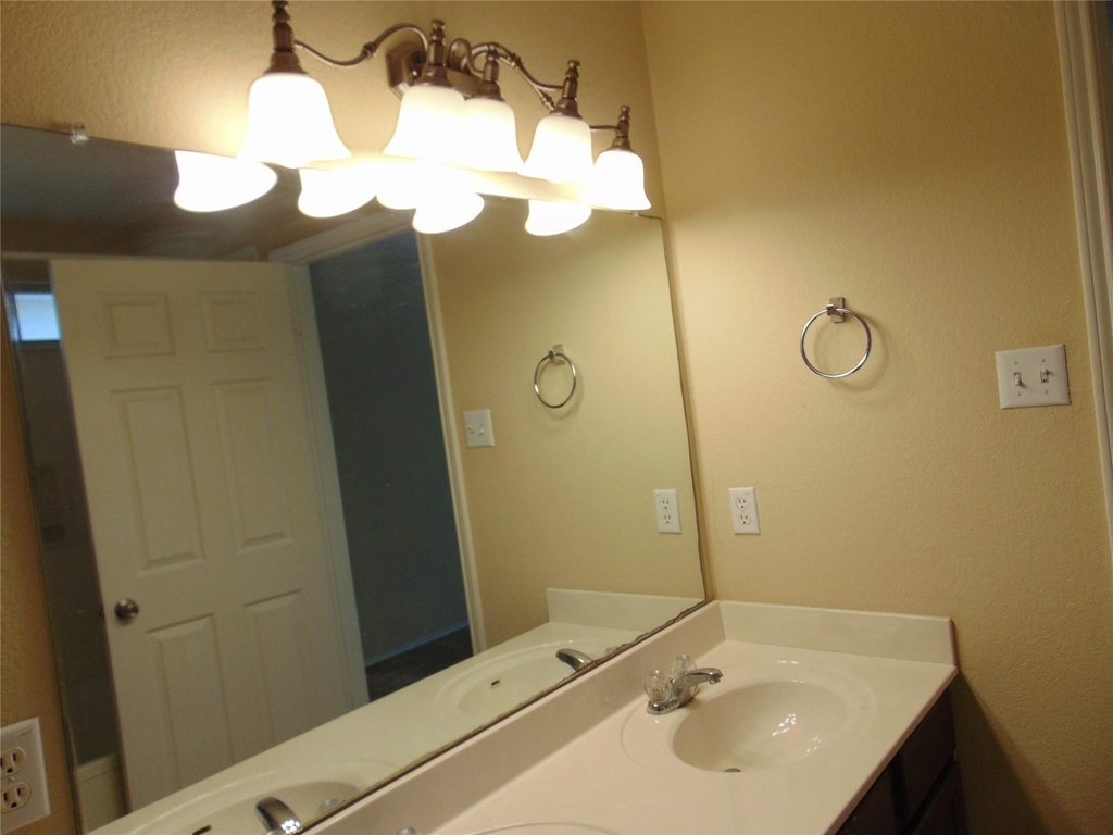 251 Wolfberry Path - Photo 10