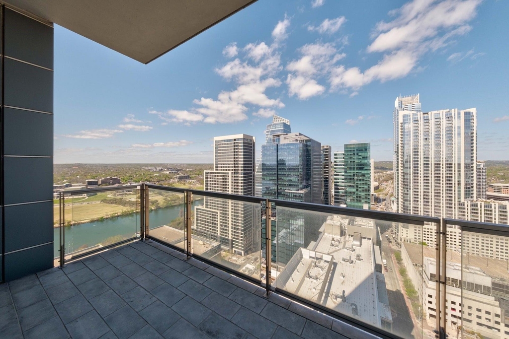 210 Lavaca St - Photo 25