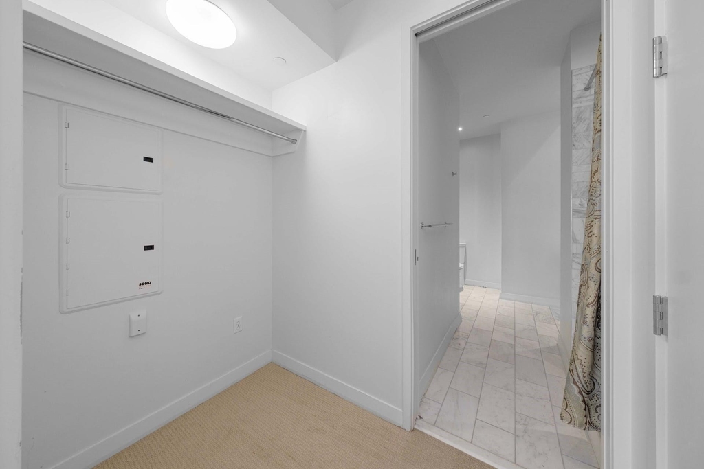 210 Lavaca St - Photo 21