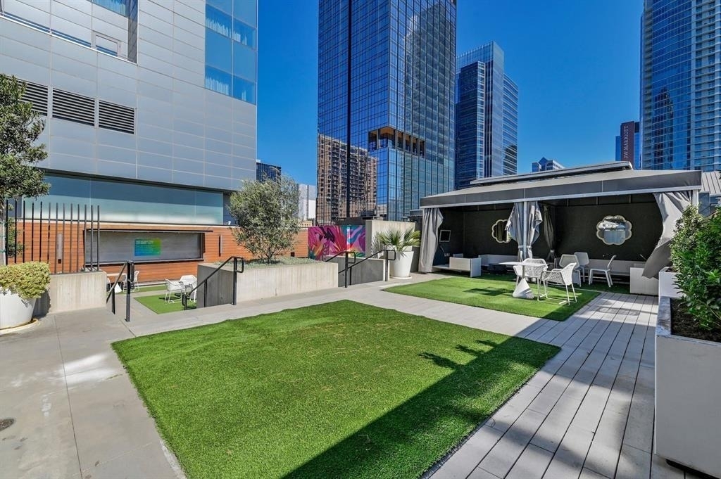210 Lavaca St - Photo 34