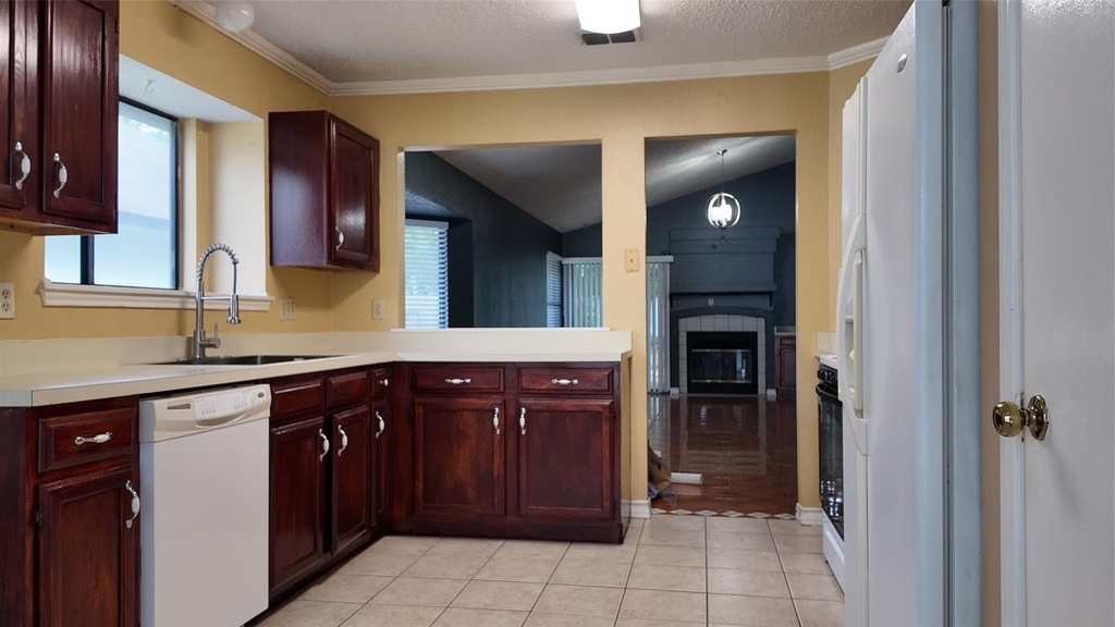 12331 Yarmont Way - Photo 4