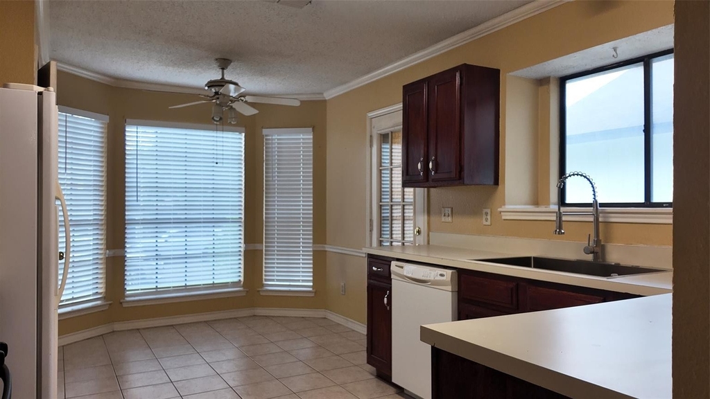 12331 Yarmont Way - Photo 3