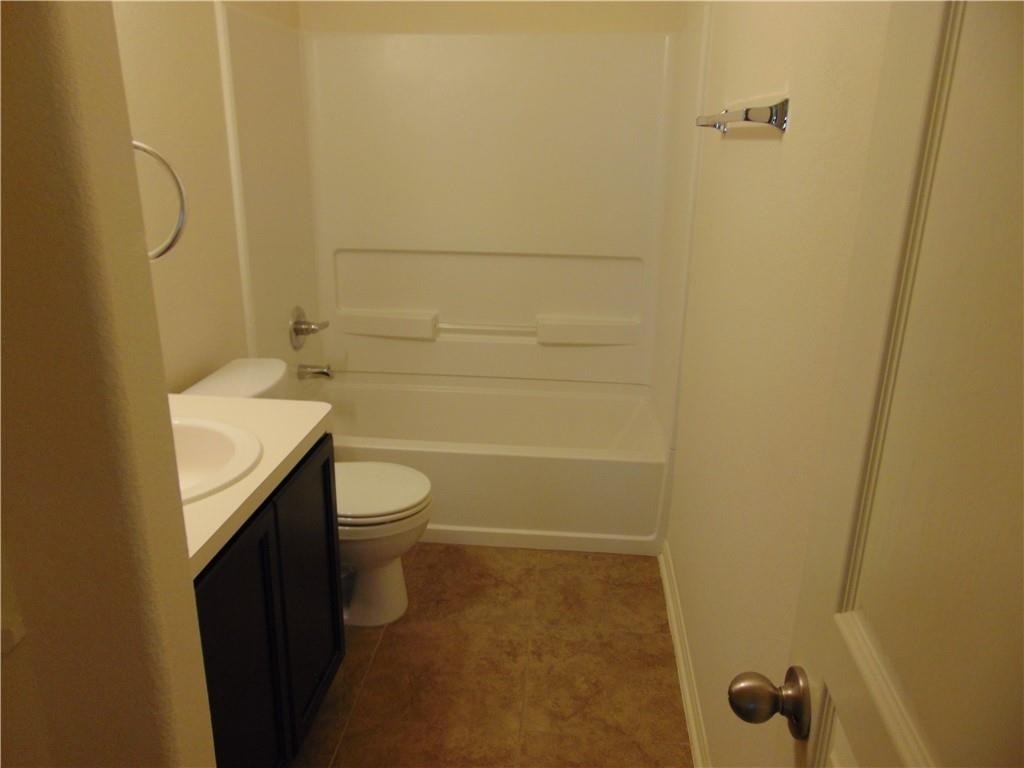 124 Hollis Ln - Photo 11
