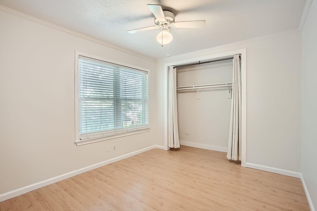 1712 Hermitage Dr - Photo 7