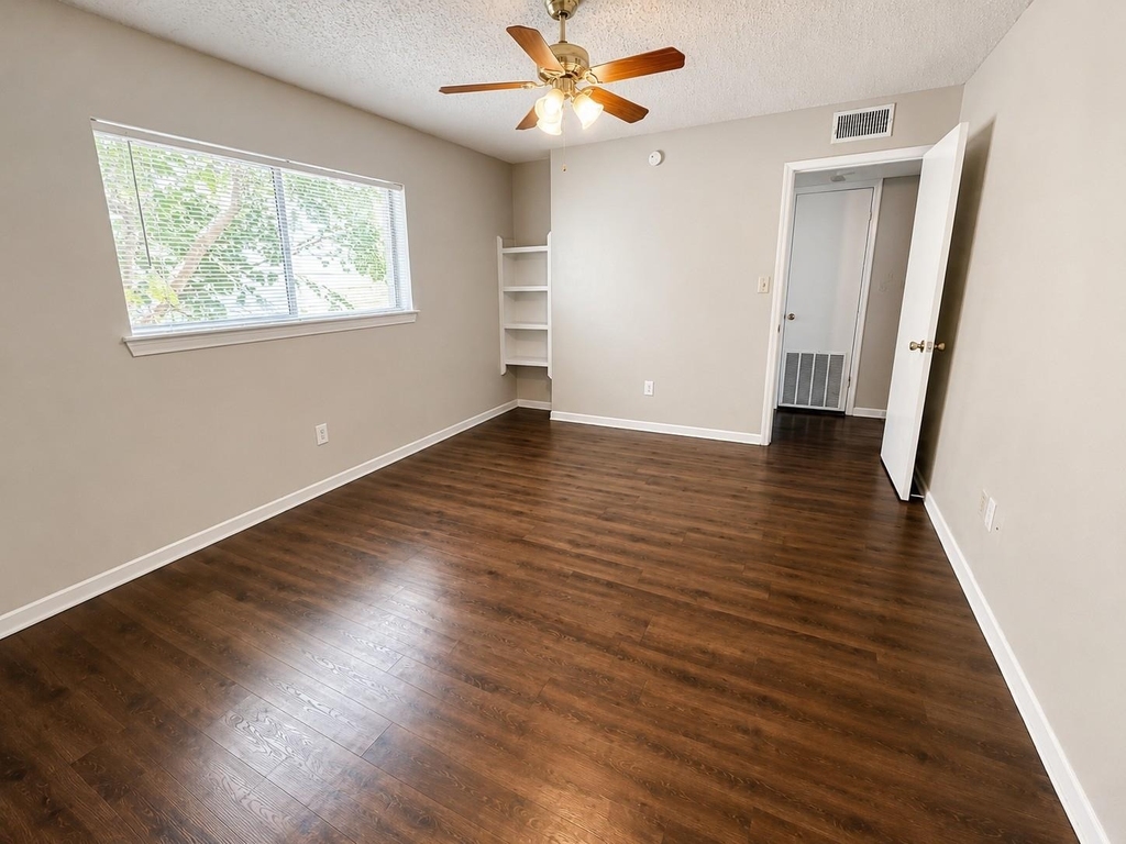 3106 Duval St - Photo 10