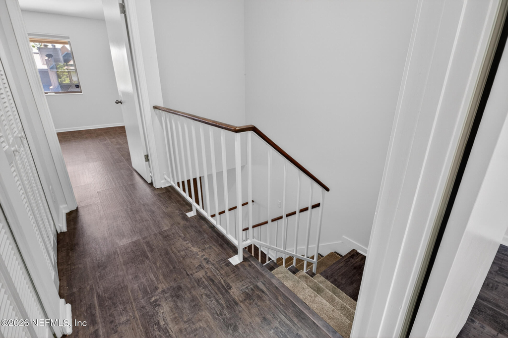7701 Baymeadows Circle W - Photo 21