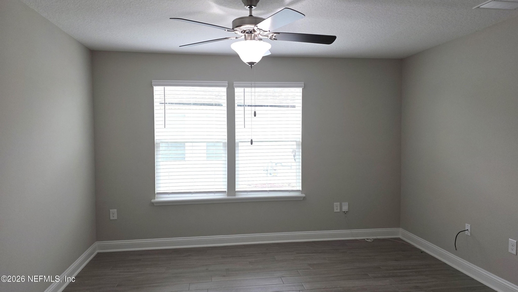 721 Narvarez Avenue - Photo 14