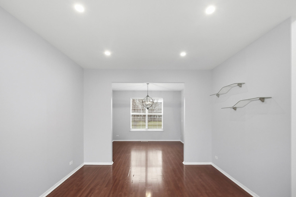 512 Normandy Lane - Photo 3