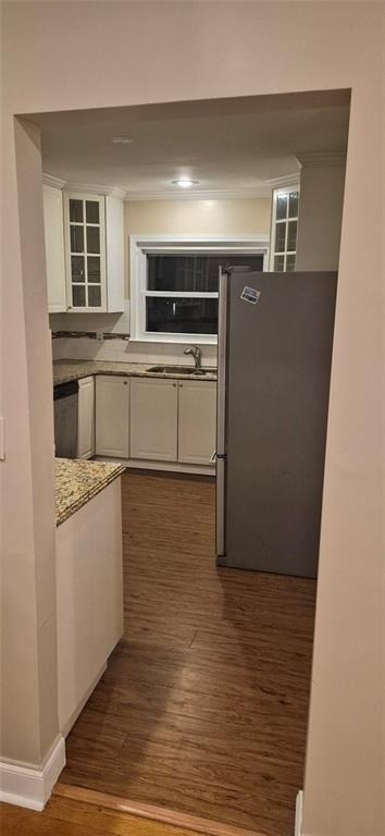 605 Dalrymple Ne - Photo 8