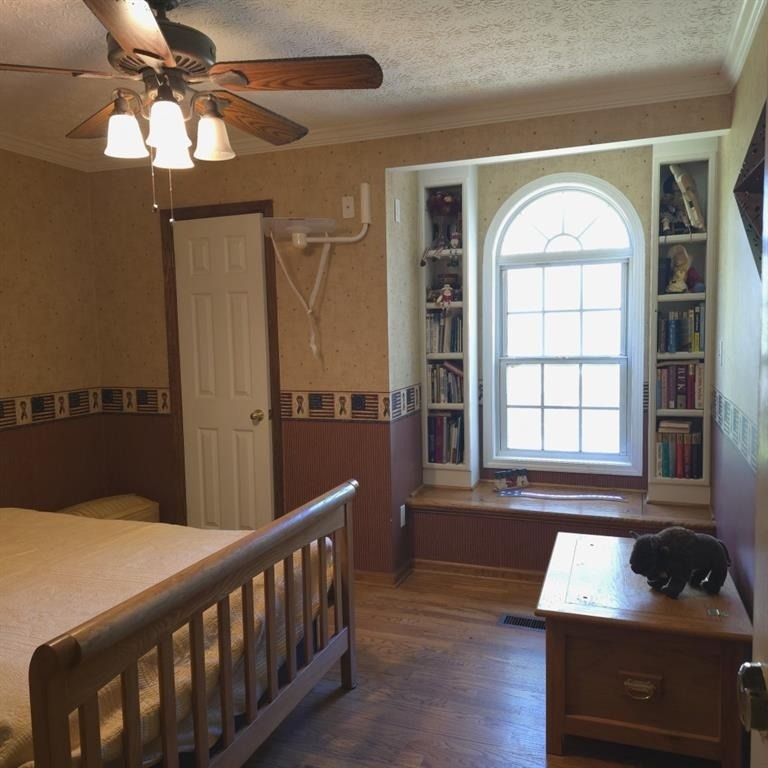 3666 Lakewood Court - Photo 2