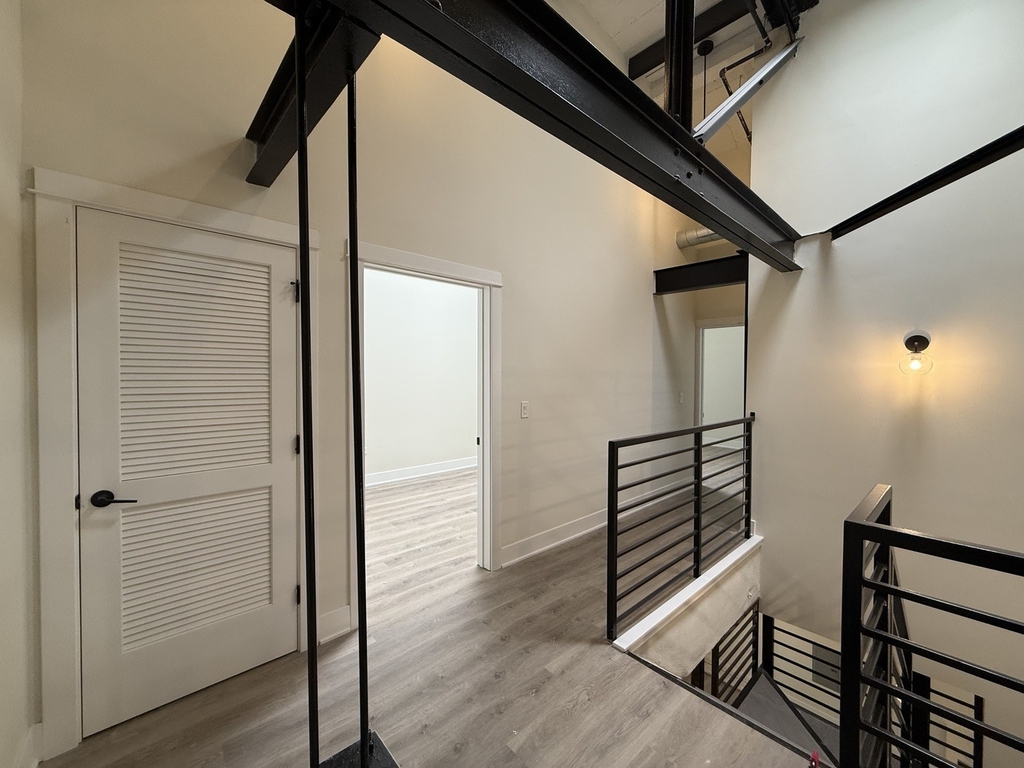 1453 Maple Avenue - Photo 4
