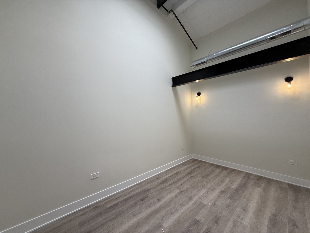 1453 Maple Avenue - Photo 6