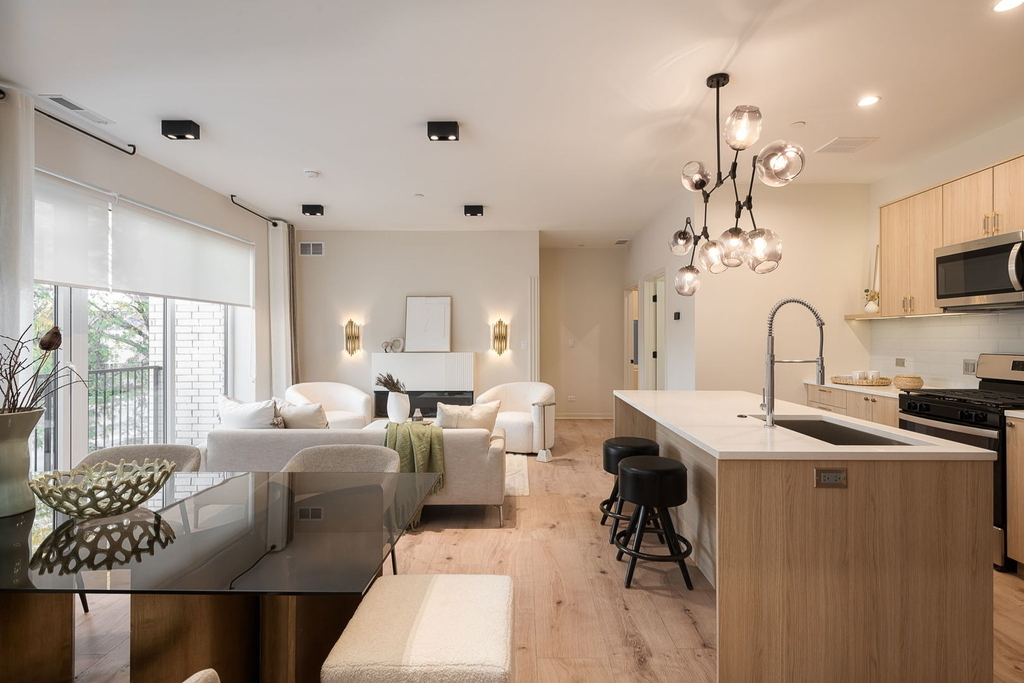 8033 W Belmont Avenue - Photo 3