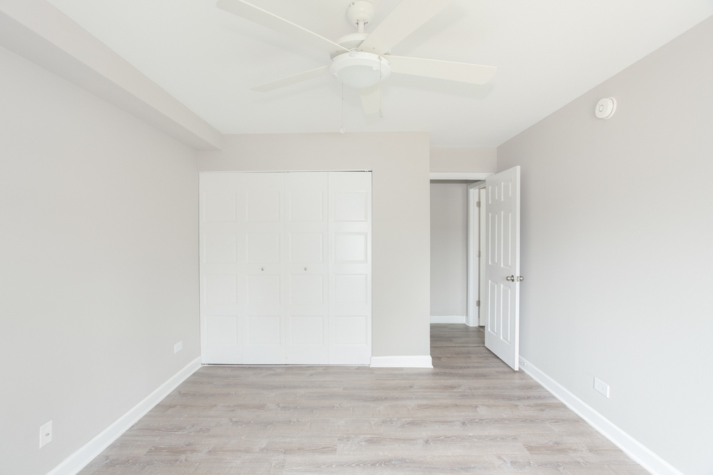 4400 W Lake Avenue - Photo 10